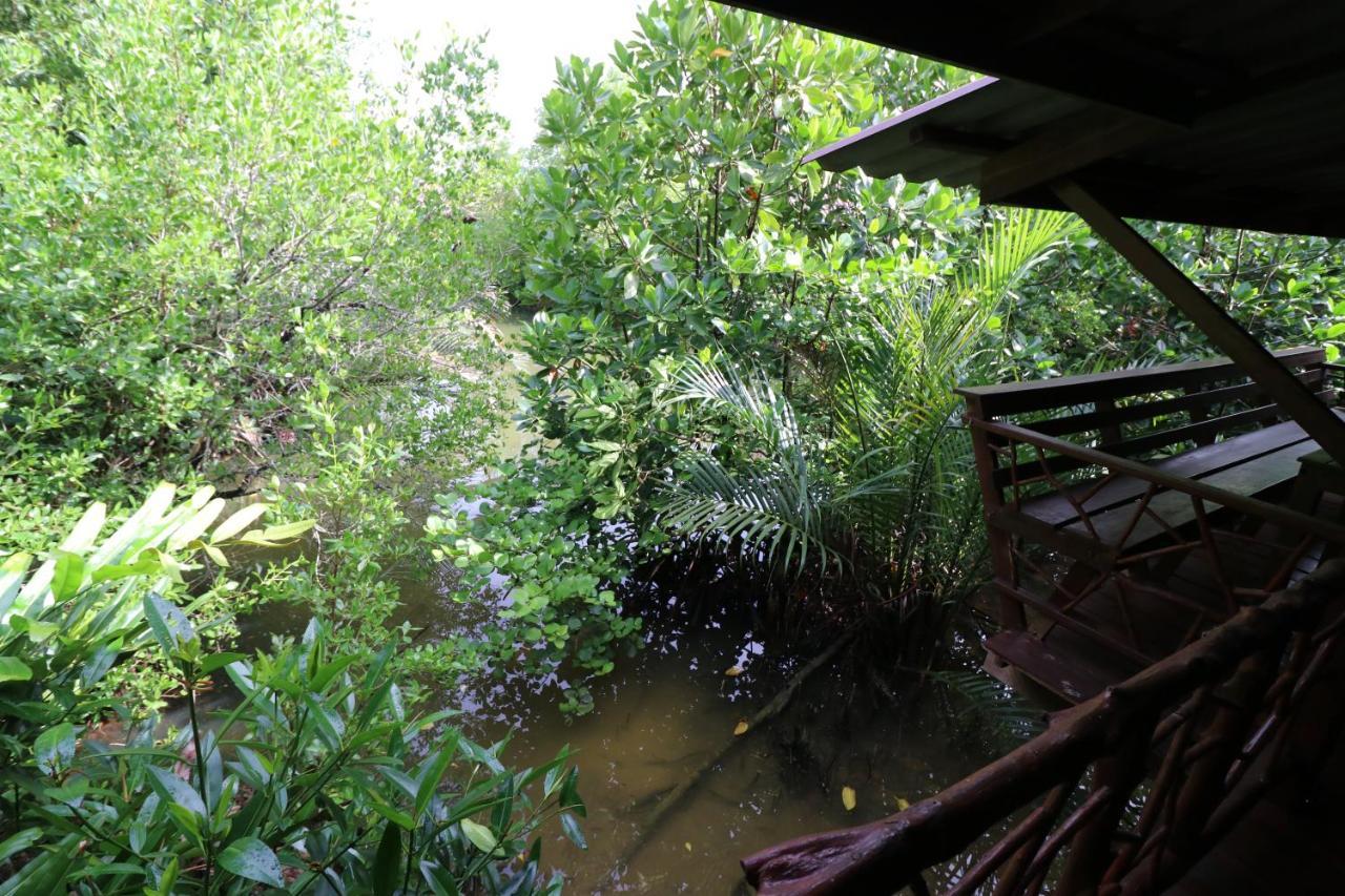 Suchanaree@Laemngop Trat Exterior photo