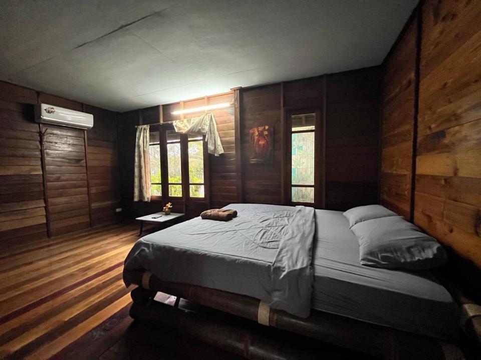 Suchanaree@Laemngop Trat Exterior photo